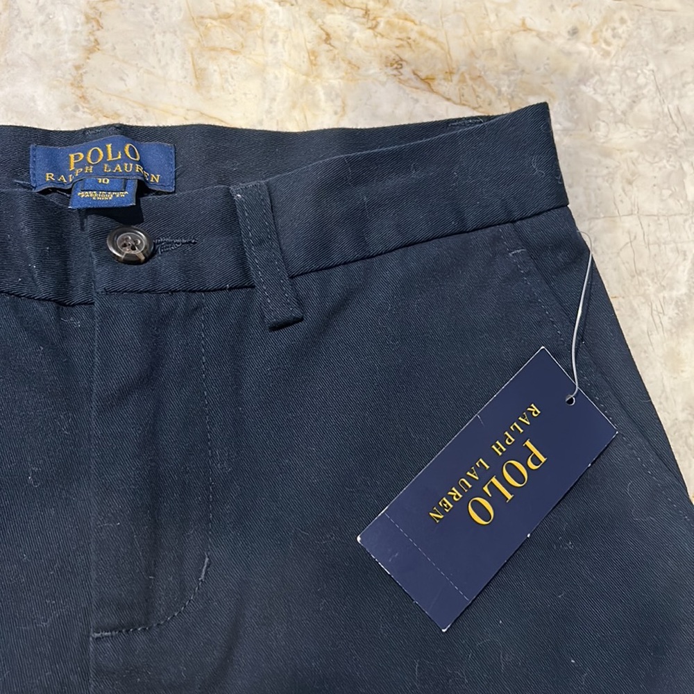 Ralph Lauren Polo- Boys Navy Shorts
Size 10

New